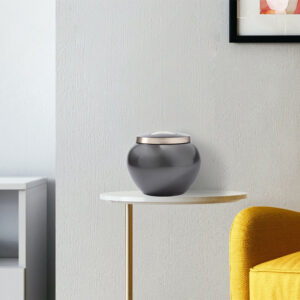 dog urn